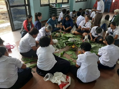 โรงเรียนผู้สูงอายุตำบลหนองโดนสืบสานประเพณีไทย วันลอยกระทง_2